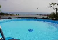 利莉婭公寓 - 泳池