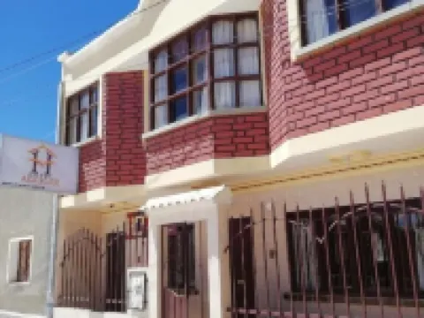 โรงแรม อากีลาร์ โรงแรมในอูยูนี