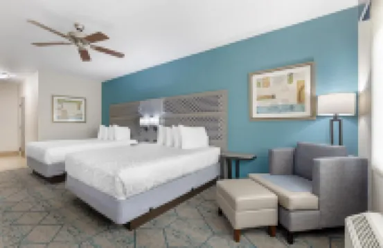 Best Western Plus Wasco Inn  Suites