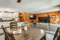 Riverfront Cabin w/ Hot Tub in Schroon Lake! - Wifi