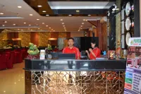 Puncak Budget Hotel - parking