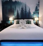 Resort 1BR Oasis Pool Spa Gym Reno Getaway - Parvekkeita