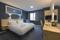 Travelodge Stonehouse