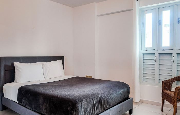 Arecibo Hotel 2105