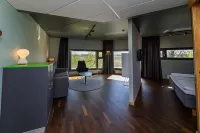 Comfort Hotel RunWay Hotels in 