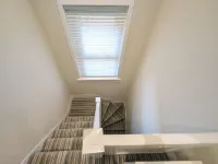 5 Bedroom 5 Bath House  Portsmouth Docks - Villas