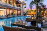 Mountain Creek 7BHK Villa by ELIVAAS - Villas