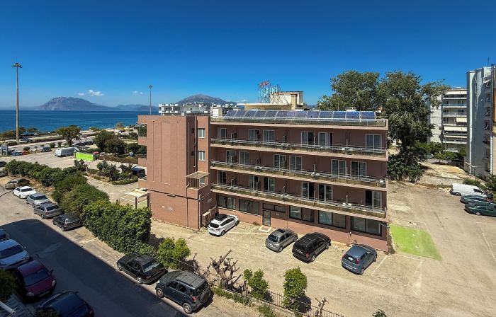 Hotel Delfini Patras