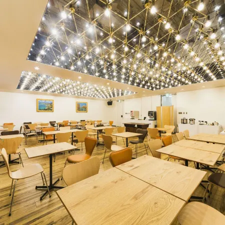 Kansai Airport First Hotel Отели рядом с достопримечательностью «Аутлет-центр Rinku Premium»