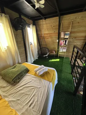 Alpine Cabin PR 2026 Отели в г. 