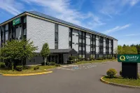 Quality Inn & Suites Everett - Wifi