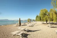 Nice Balcony with Lake View - Quiet Location - Newly Renovated - Parking at the House - Wifi