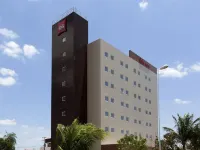 宜必思彼得羅利納酒店 酒店