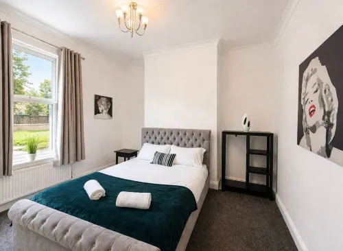 The One Bed Hideaway
