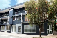 Komfort House Premium - Bed and Breakfasts