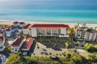 Miramar Beach Retreat - Beachfront and Poolside - Ocean View