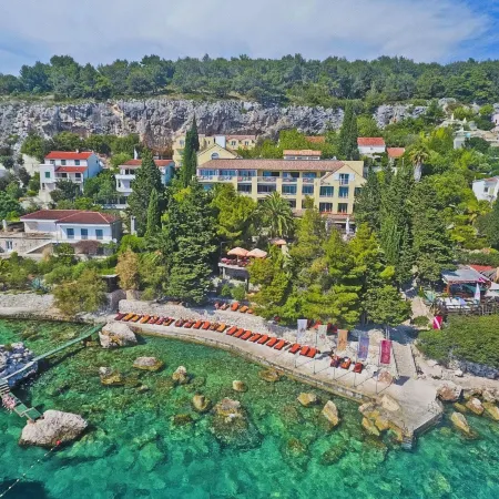 Hotel Podstine