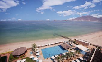 Oceanic Khorfakkan Resort & Spa