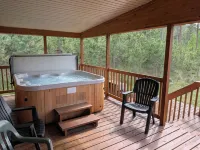 Cozy Aspen Cabin with Private Hot Tub nestled in the Central Black Hills - Chalets