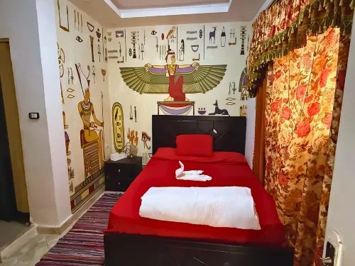 Jana Pyramids View Inn - Homestays