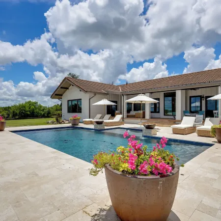 Stunning Views! Luxurious & Secluded Glen Rose Gem
