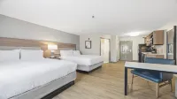 Candlewood Suites MACON by IHG - Bathtub