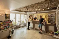 Logis Hotel Restaurant Family & Spa - Pet friendly