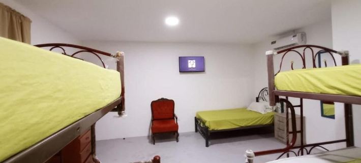 Hostal El Naufrago 2 Hotele w: Manta