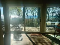 Good Hart Beach Cottage on 100' of Private Beach on Lake Michigan - 4 estrellas