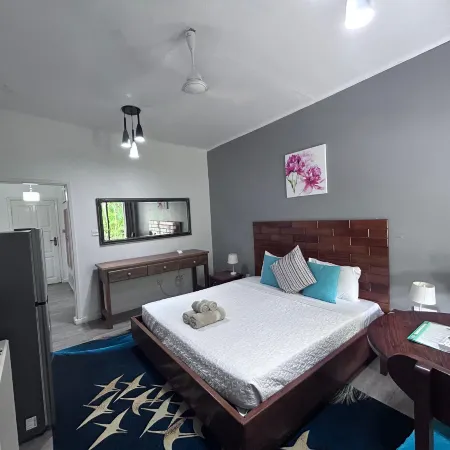 Castaway Lodge