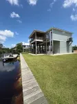 Bream Street retreat. New home in BSL on the water with boat launch. Sleeps 10. - 2つ星