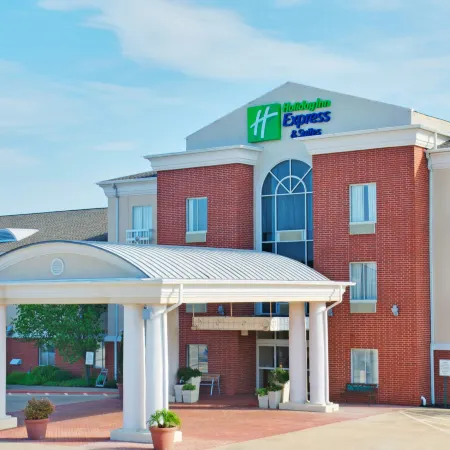 Holiday Inn Express & Suites LIVINGSTON by IHG