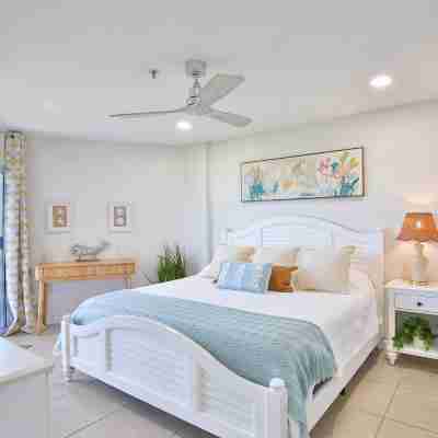 Keys Escape Oceanfront Resort Condo Sleeps 6 Rooms