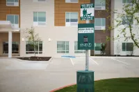福尼TownePlace Suites酒店 - 停車場