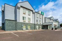 Quality Inn Laredo - Nuevo Laredo - parking