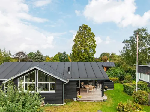 5 person holiday home in Malling-By Traum - Homestays