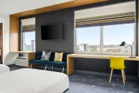 Aloft Chicago O'Hare - parking