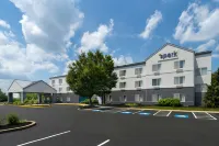 Spark by Hilton Lancaster - 2-Sterne
