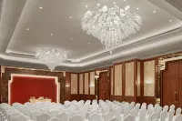 The Ritz-Carlton, Pune - Cheap
