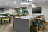 Fairfield Inn & Suites Rocky Mount - parking