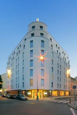 โรงแรม B&B Prague-City - 3 ดาว