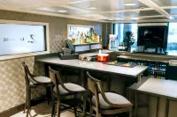 Embassy Suites by Hilton Corpus Christi - bar