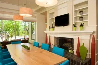 Hilton Garden Inn Seattle/Renton - 3-Star