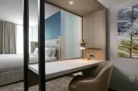 SpringHill Suites Texas City - parking