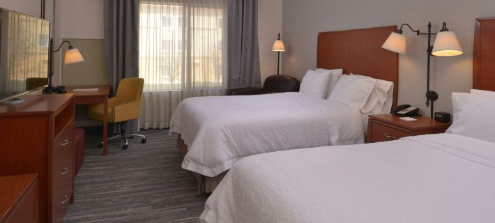Hampton Inn & Suites Bakersfield North-Airport Hotels in Bakersfield