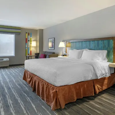 Hampton Inn Ft. Collins Hotels near Council Tree Library
