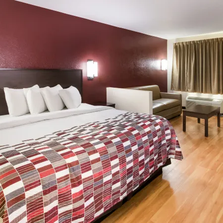 Red Roof Inn & Suites Commerce - Athens