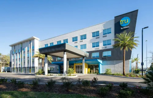 Tru by Hilton Jacksonville South Mandarin - breakfast