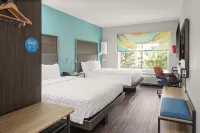 Tru by Hilton Cleveland Midtown - Bãi đậu xe