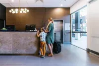 Gabba Central Apartments - Kitchenette